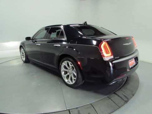 Used 2018 Chrysler 300 C w/ Sun, Sound & Nav Package image 6