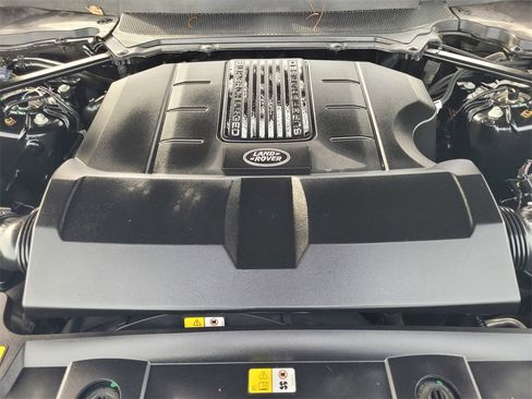 Used 2017 Land Rover Range Rover HSE image 27