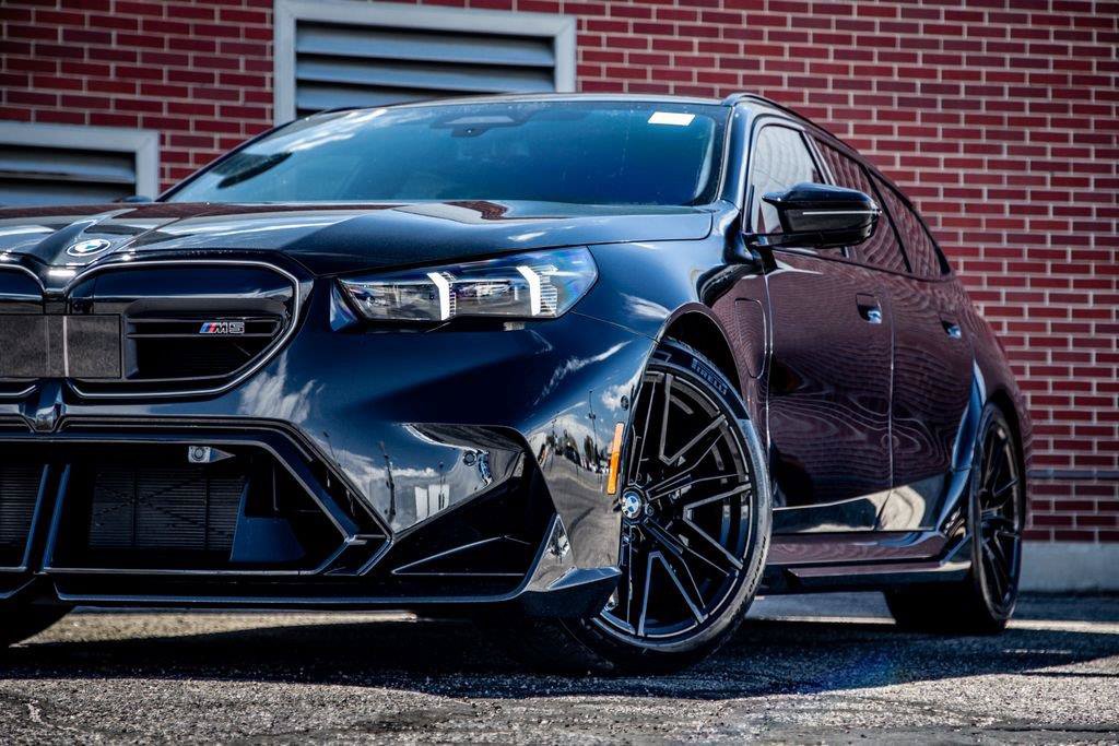 New 2026 BMW M5 Touring AWD/4WD image 12