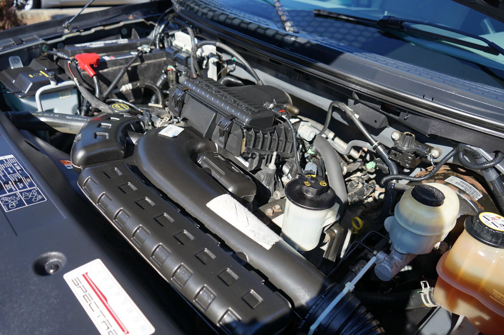 Used 2005 Ford F150 XLT AWD/4WD image 10