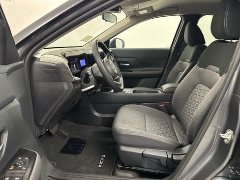 New 2026 Nissan Kicks SV image 10