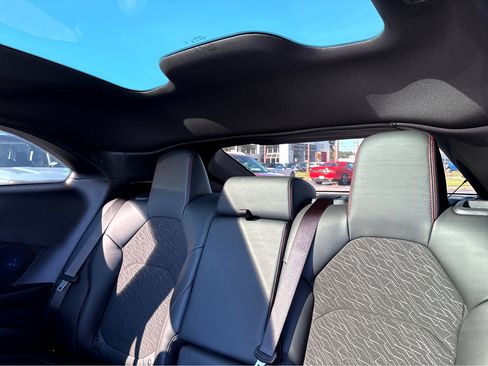 Used 2025 Dodge Charger R/T w/ Sun & Sound Package image 21