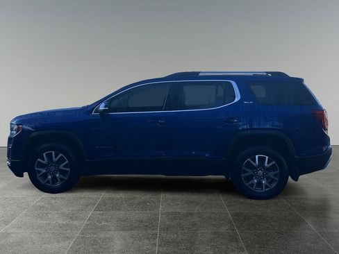 Used 2023 GMC Acadia SLE image 4