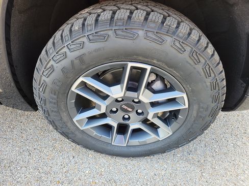 New 2026 GMC Terrain AT4 image 10