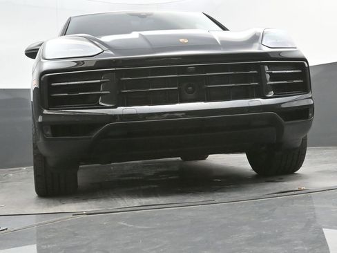 New 2026 Porsche Cayenne image 29