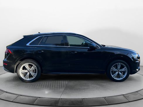 Used 2023 Audi Q8 Prestige image 8