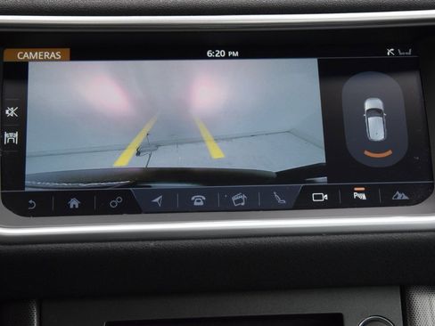 Used 2019 Land Rover Range Rover Evoque image 30