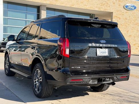 New 2025 Ford Expedition Active image 33