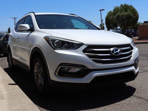 Used 2017 Hyundai Santa Fe Sport FWD image 18