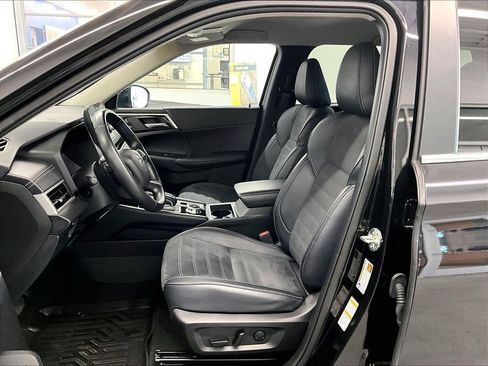 Used 2024 Mitsubishi Outlander SE AWD/4WD image 10