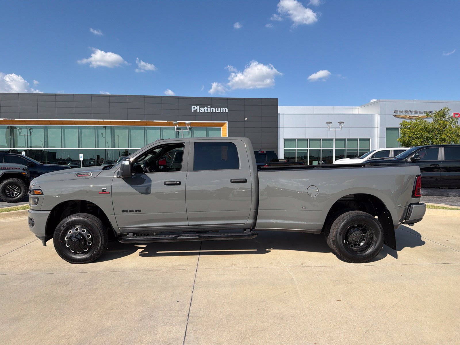 New 2027 RAM 3500 Big Horn AWD/4WD image 2