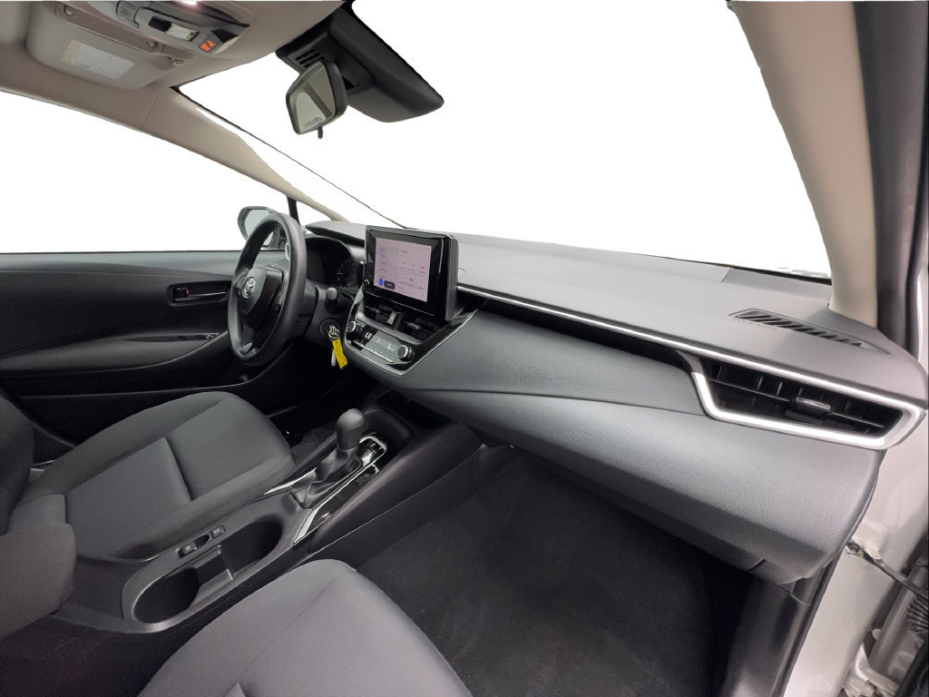Used 2025 Toyota Corolla LE FWD image 33