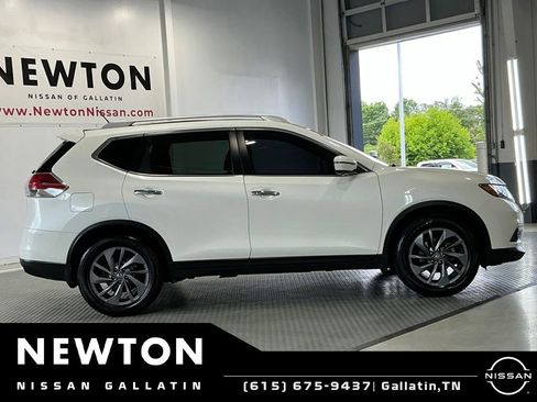 Used 2016 Nissan Rogue SL w/ SL Premium Package FWD image 27