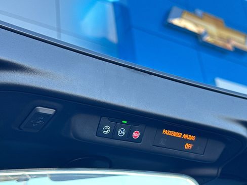 Used 2023 Chevrolet Camaro LT w/ Technology Package image 24