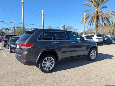 Used 2017 Jeep Grand Cherokee Limited w/ Luxury Group II image 7
