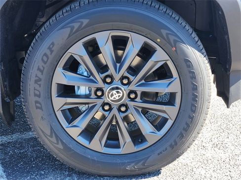 New 2026 Toyota Land Cruiser image 7