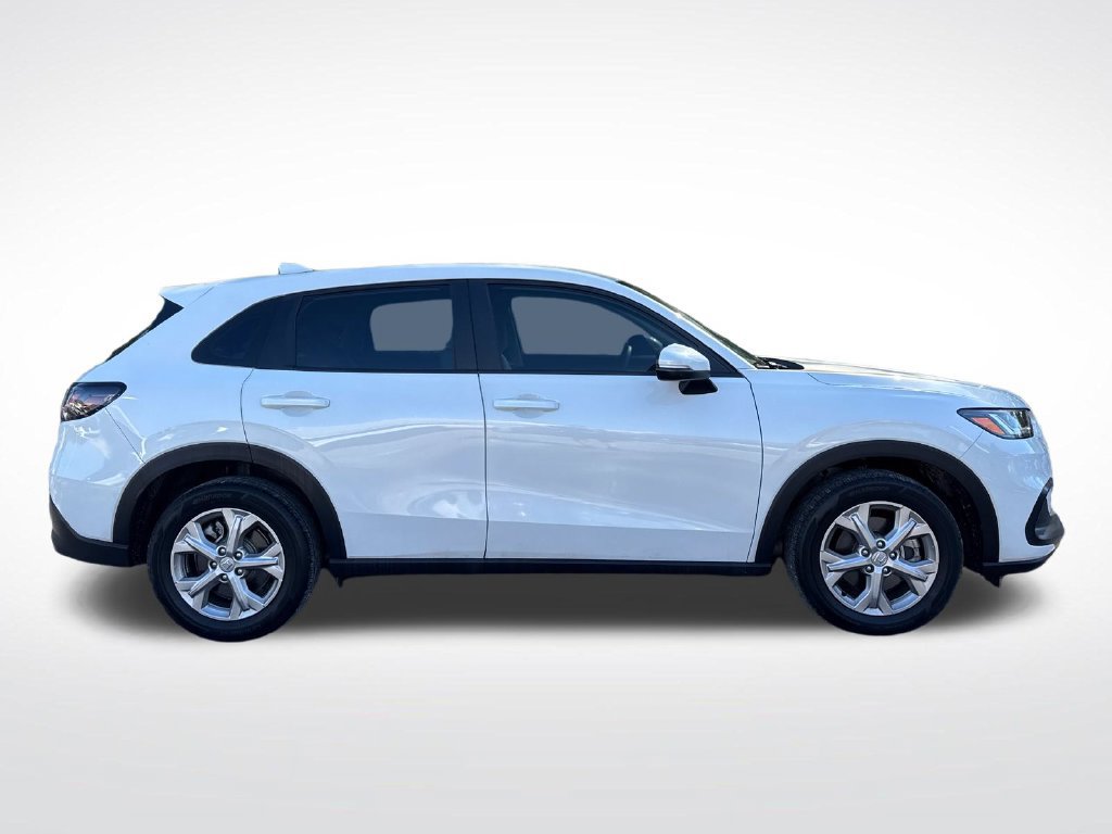 Used 2025 Honda HR-V LX image 7