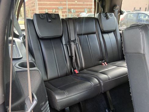 Used 2014 Ford Expedition Limited RWD image 16