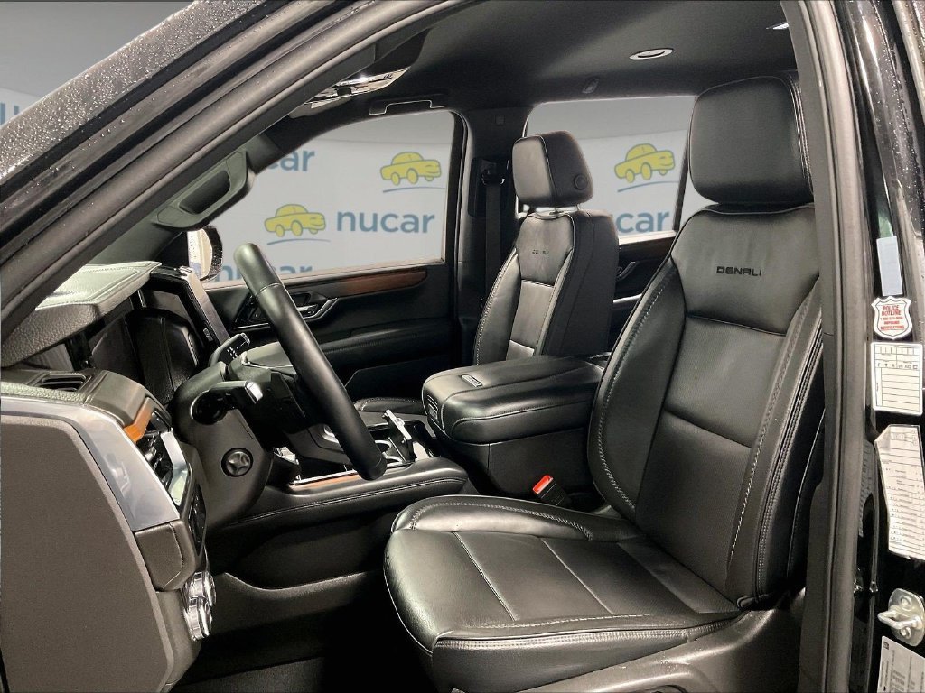 Used 2025 GMC Yukon Denali AWD/4WD image 10