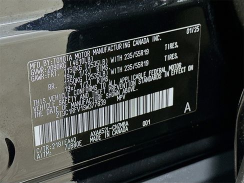 Used 2025 Toyota RAV4 XLE Premium image 32