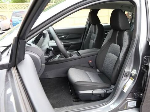 New 2026 Nissan Sentra SV w/ SV Convenience Package FWD image 8