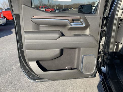 Used 2022 Chevrolet Silverado 1500 LT Trail Boss w/ LPO, Dark Essentials Package image 51