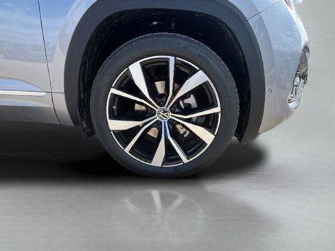 New 2026 Volkswagen Atlas Cross Sport SEL Premium R-Line AWD/4WD image 30