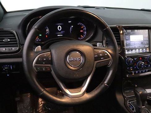 Used 2017 Jeep Grand Cherokee Altitude AWD/4WD image 12