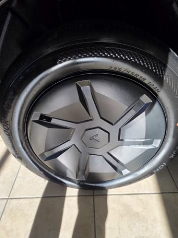 Used 2026 Tesla Model Y 2WD image 24