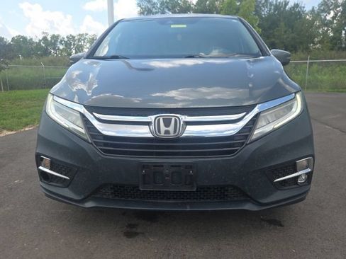 Used 2018 Honda Odyssey Elite image 3