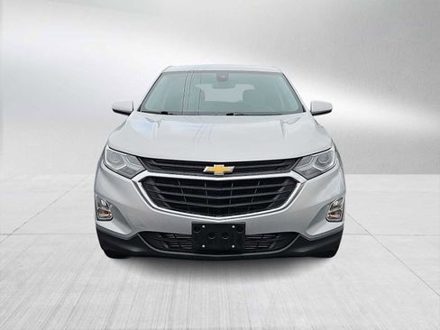 Used 2020 Chevrolet Equinox LT w/ LPO, Floor Liner Package image 3