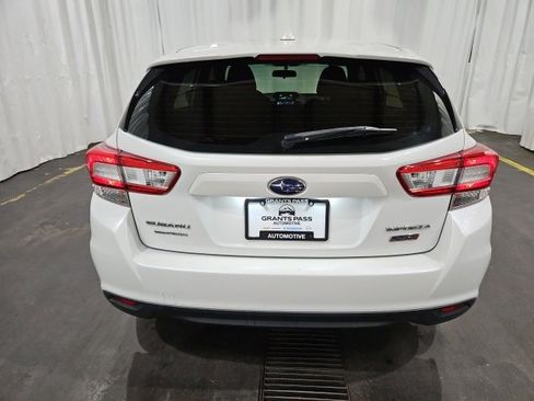 Used 2019 Subaru Impreza 2.0i Sport image 4
