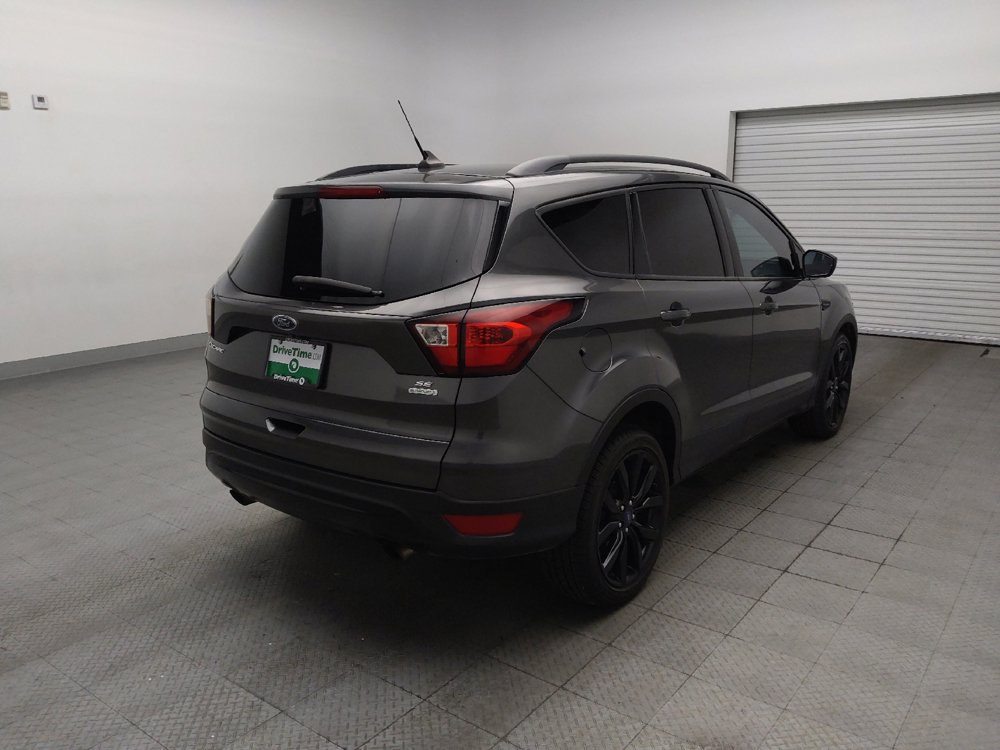 Used 2019 Ford Escape SE FWD image 9