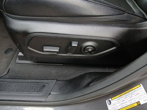 Used 2024 Jeep Grand Cherokee L Limited w/ Luxury Tech Group II image 31