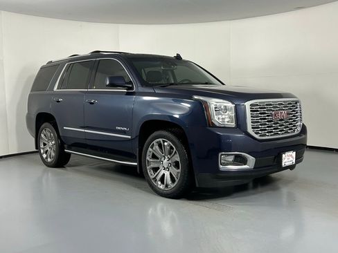 Used 2018 GMC Yukon Denali w/ Open Road Package image 1
