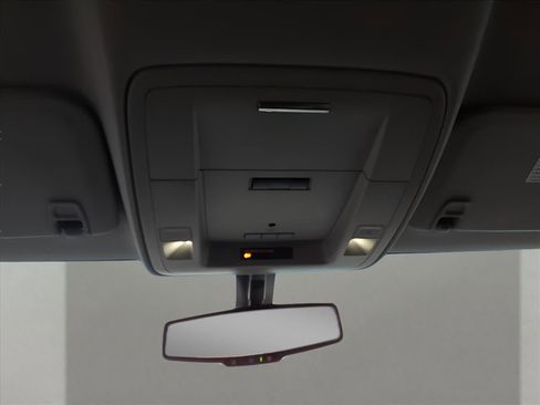 Used 2018 GMC Sierra 1500 SLE w/ SLE Value Package image 21