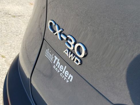 Used 2021 MAZDA CX-30 AWD 2.5 S w/ Premium Package image 9