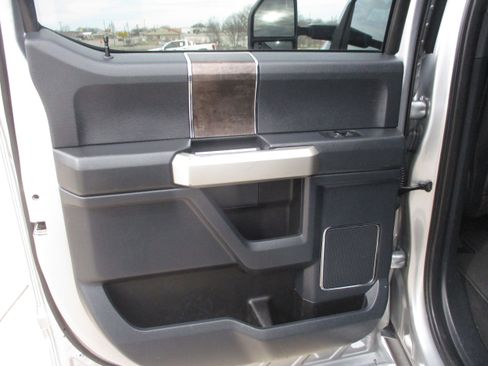 Used 2022 Ford F350 Lariat w/ Lariat Ultimate Package image 10