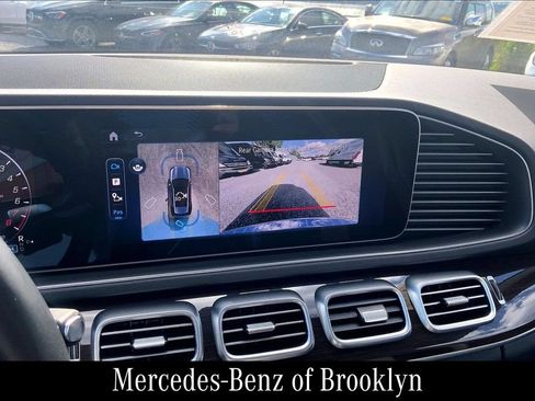 Used 2025 Mercedes-Benz GLE 450e 4MATIC image 27