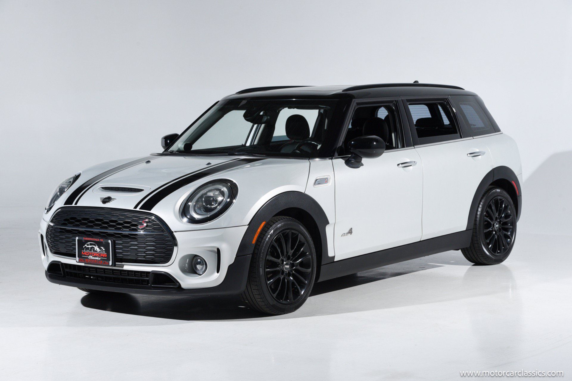 Used 2020 MINI Cooper Clubman S w/ Storage Package AWD/4WD image 3