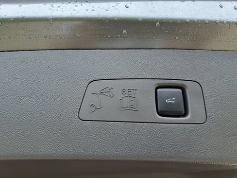 Used 2024 Lincoln Corsair FWD image 12