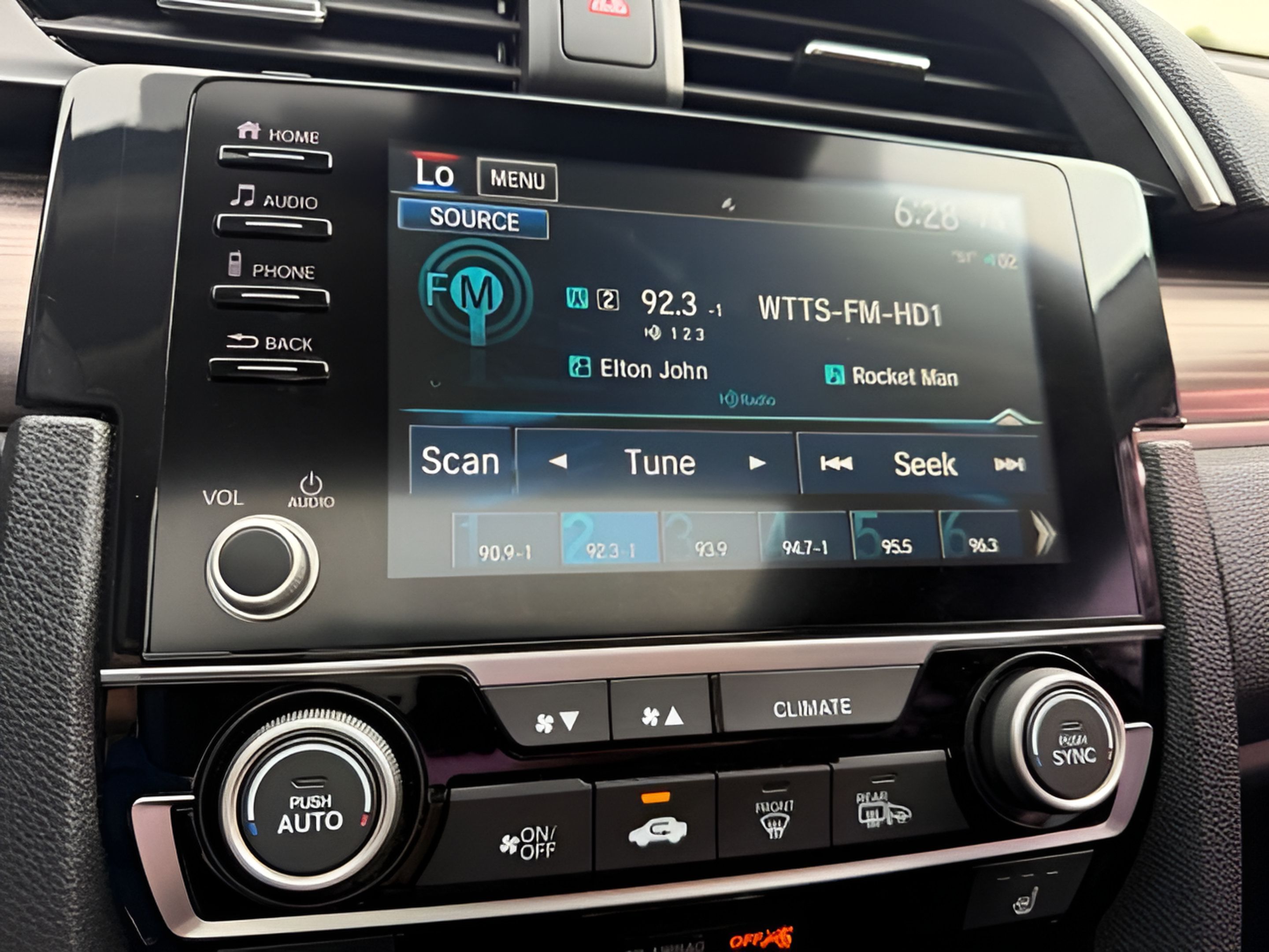 Used 2020 Honda Civic EX-L image 16