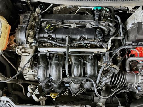 Used 2013 Ford Fiesta SE image 29