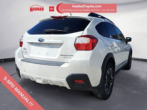 Used 2017 Subaru Crosstrek 2.0i Premium image 5