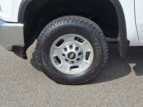 Used 2022 Chevrolet Silverado 2500 W/T w/ WT Convenience Package image 8