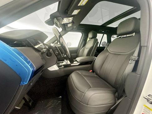 New 2026 Land Rover Range Rover SE AWD/4WD image 19