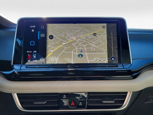 Certified 2025 Volkswagen Atlas Cross Sport SEL Premium R-Line image 17