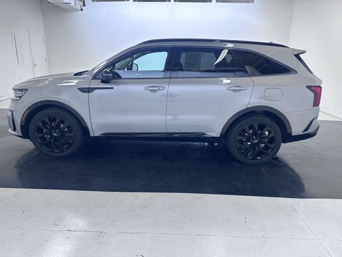 Used 2023 Kia Sorento SX FWD image 14