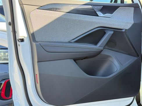 New 2026 Volkswagen Tiguan S image 18