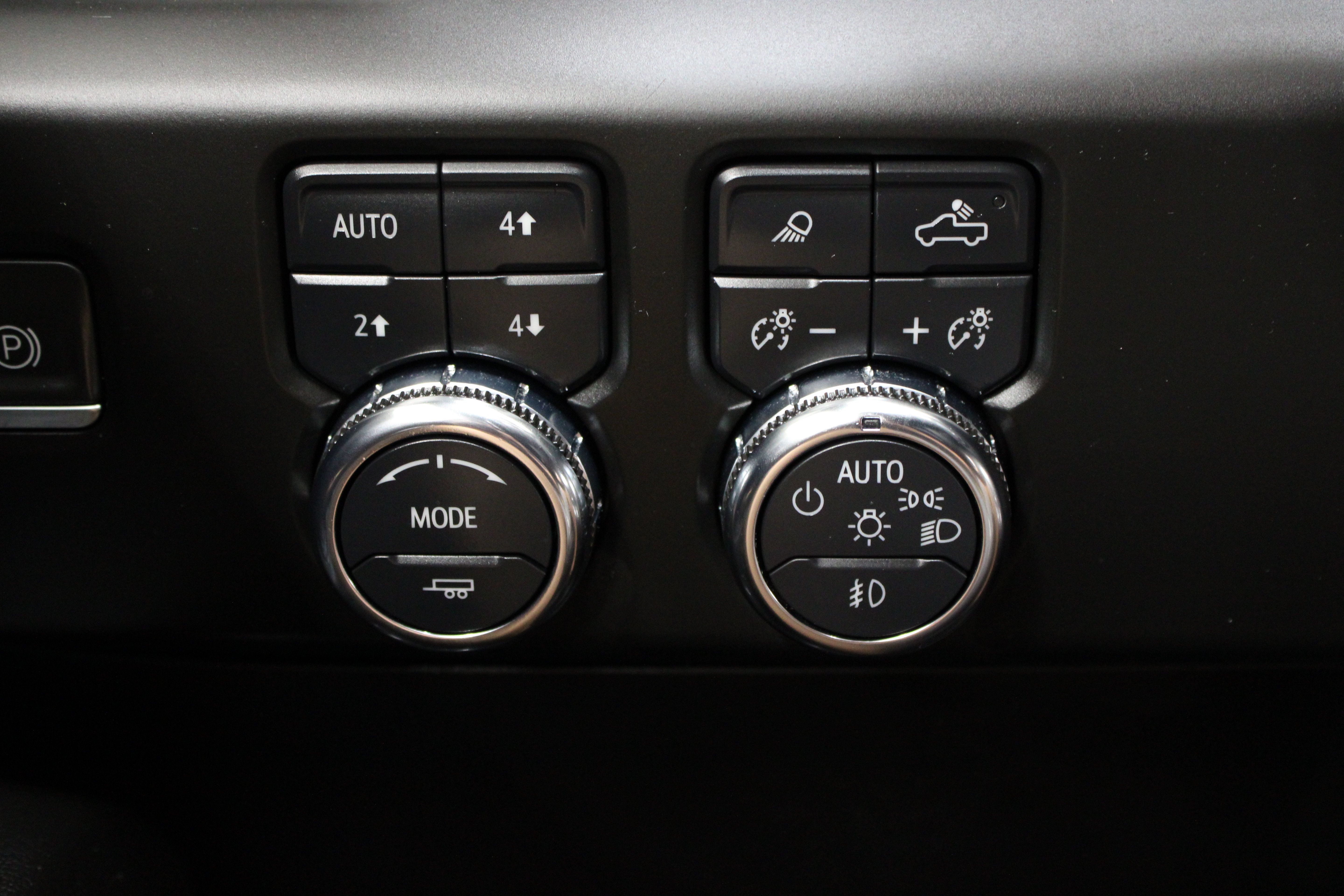 Used 2023 GMC Sierra 1500 AT4 w/ AT4 Preferred Package AWD/4WD image 30